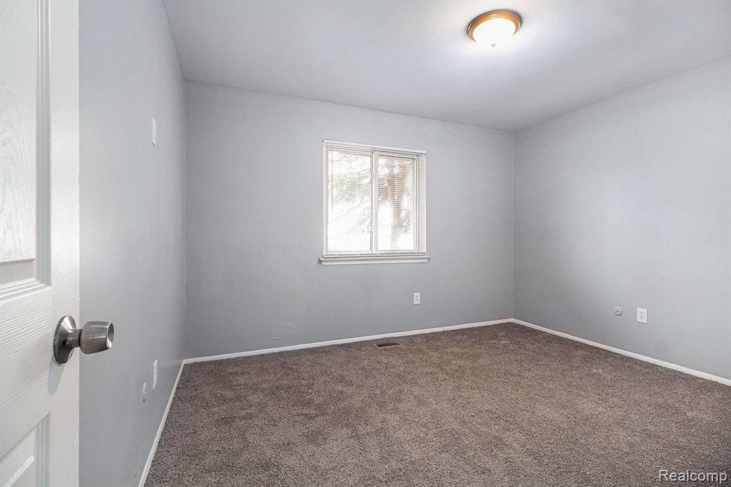 41810 Pierce Street Property Photo 20