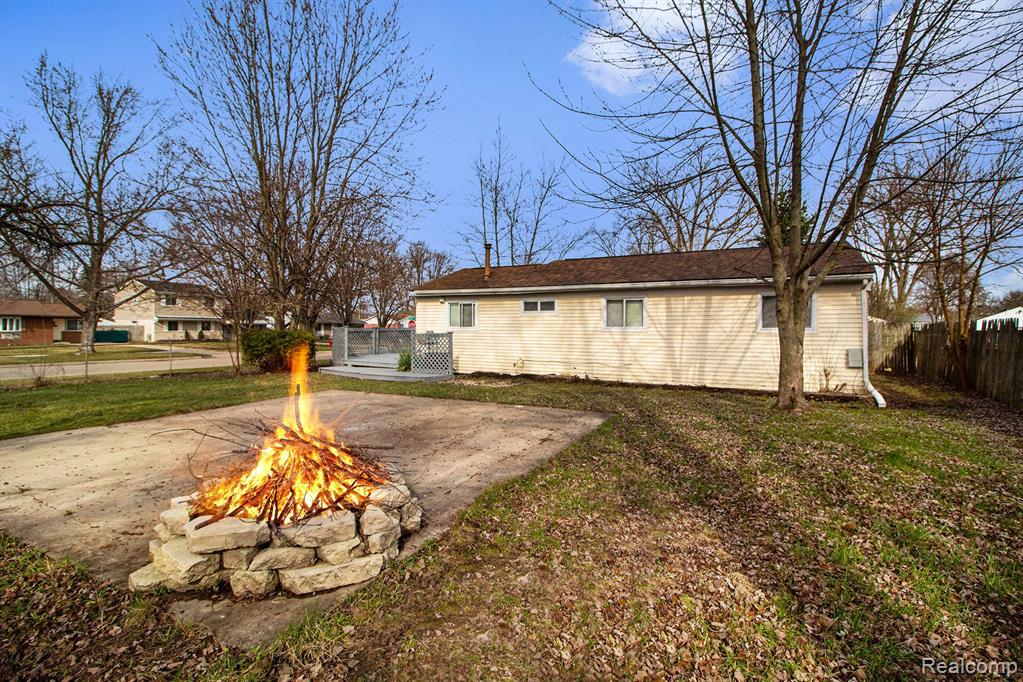 41810 Pierce Street Property Photo 27