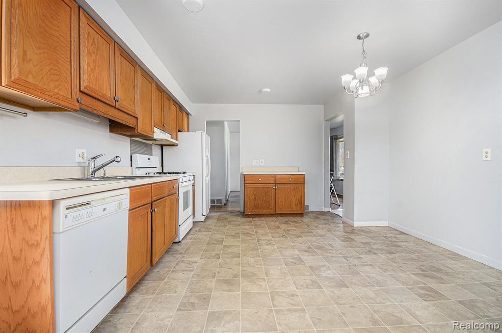 37653 Badger Drive Property Photo 10