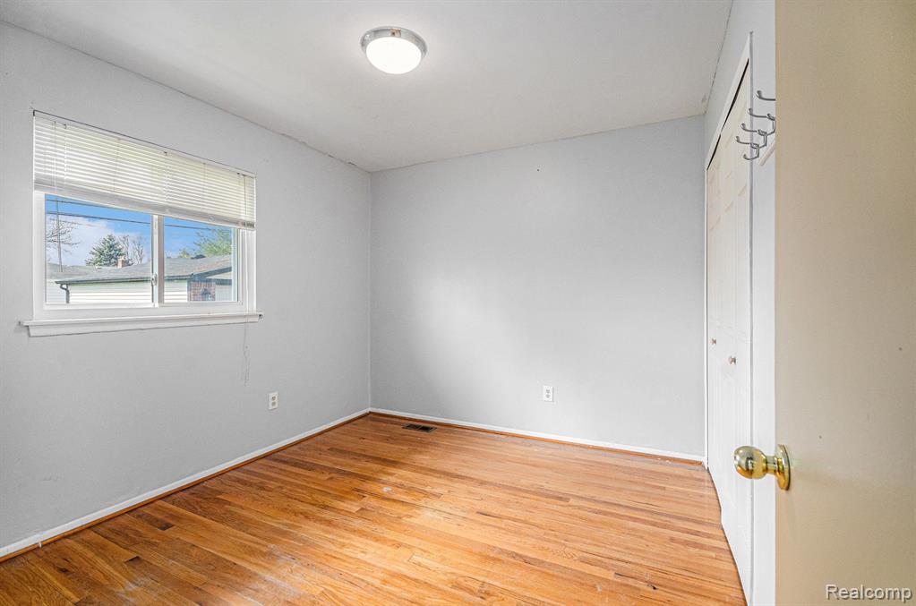 37653 Badger Drive Property Photo 16