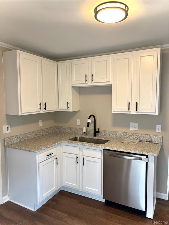 557 White Avenue Property Photo 17