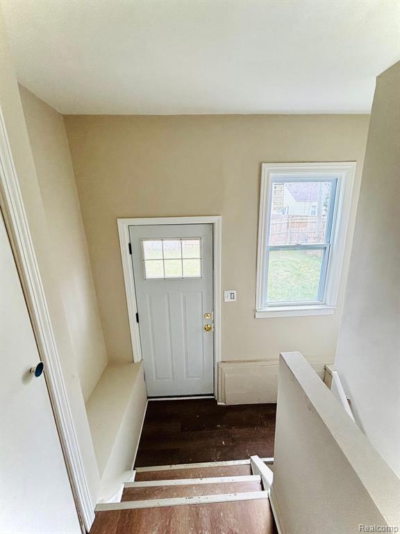 557 White Avenue Property Photo 25