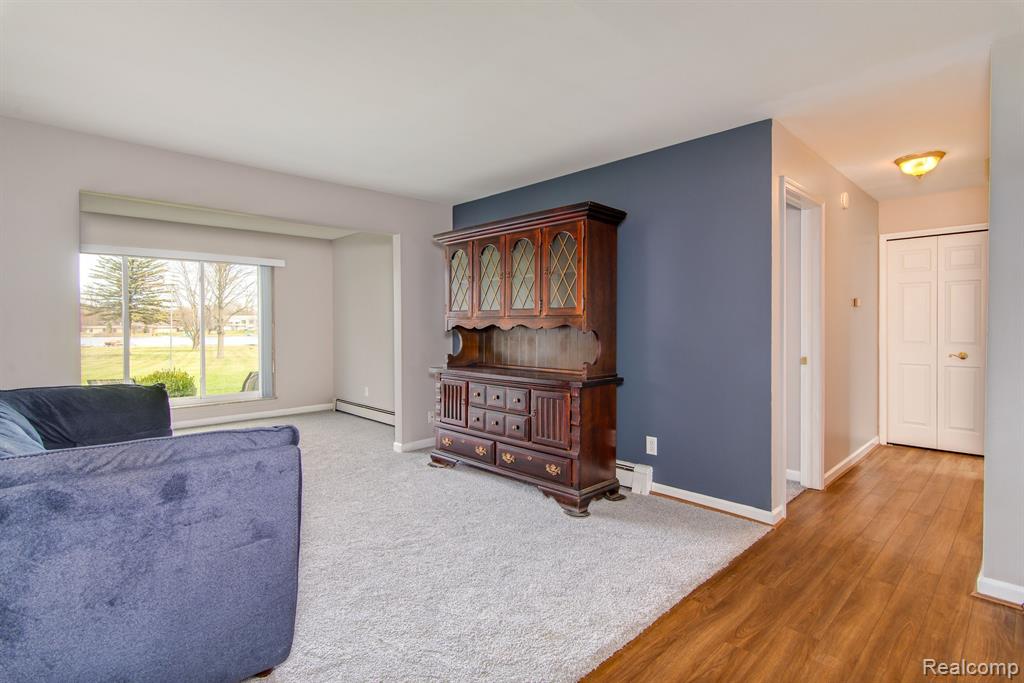 26902 Sandy Hill Property Photo 7