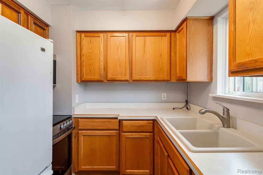 26902 Sandy Hill Property Photo 8