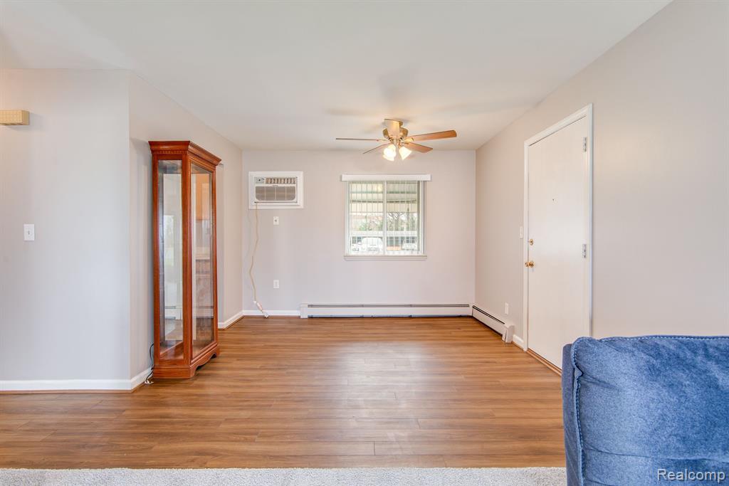 26902 Sandy Hill Property Photo 11