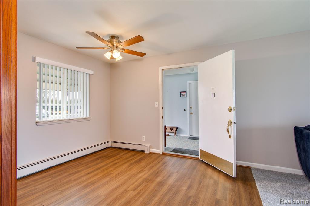 26902 Sandy Hill Property Photo 12