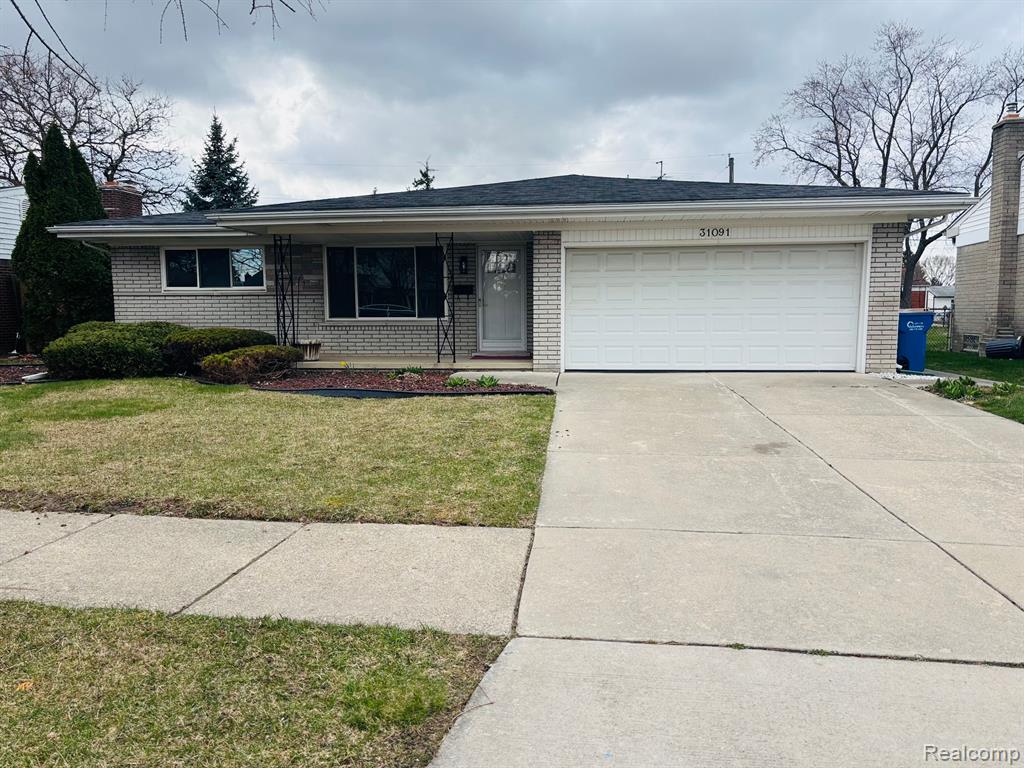 31091 Shawn Drive Property Photo 4