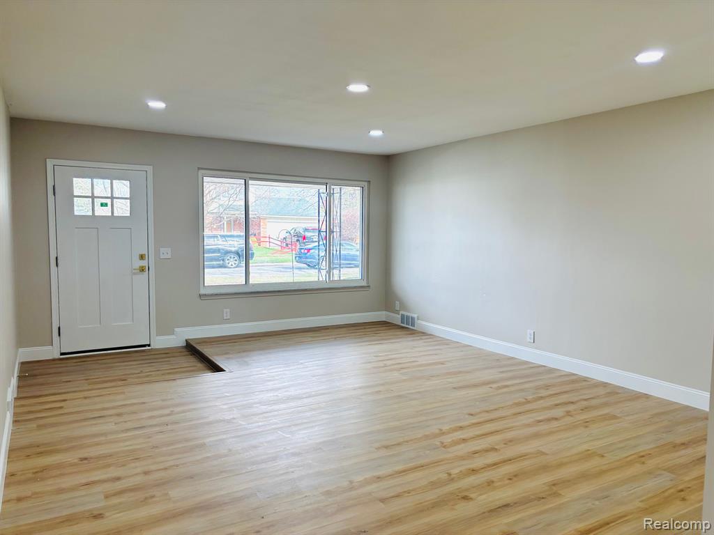 31091 Shawn Drive Property Photo 18