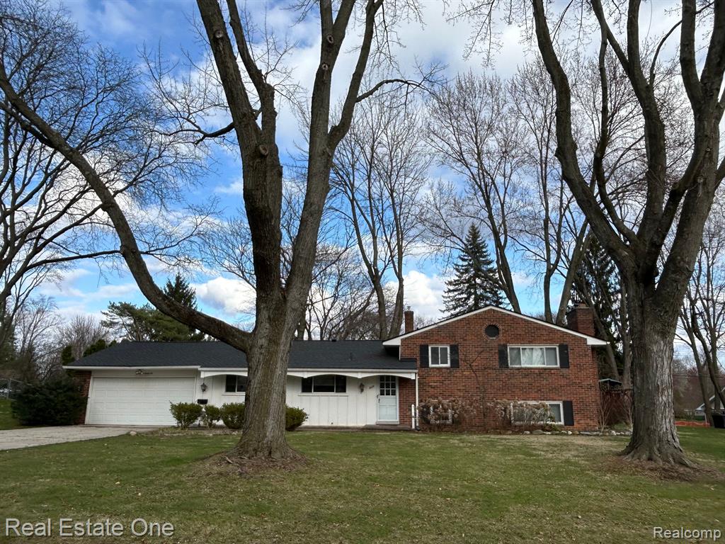 3636 W Bradford Drive Property Photo 1