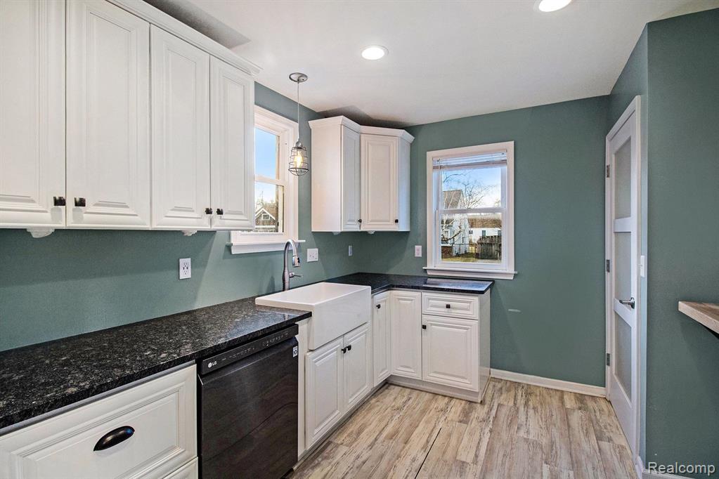 1500 Kenton Street Property Photo 5