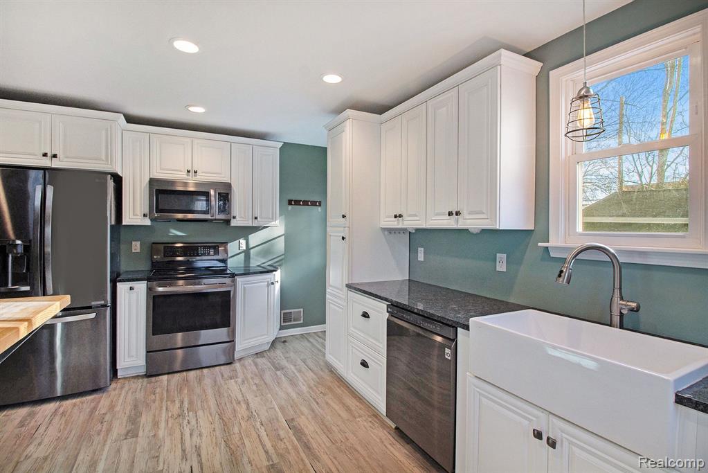 1500 Kenton Street Property Photo 7