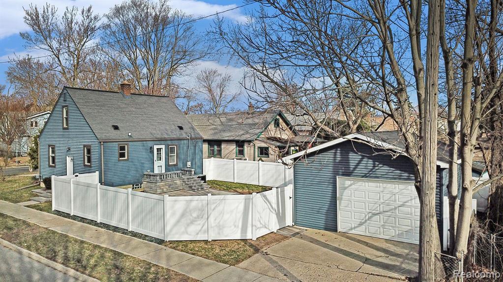 1500 Kenton Street Property Photo 23