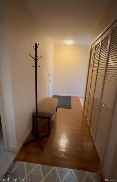 2425 Mulberry Square Property Photo 10