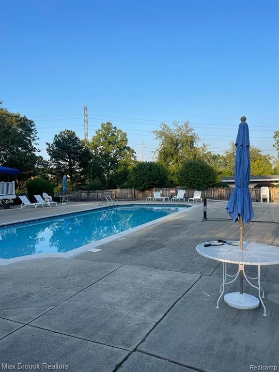 2425 Mulberry Square Property Photo 21