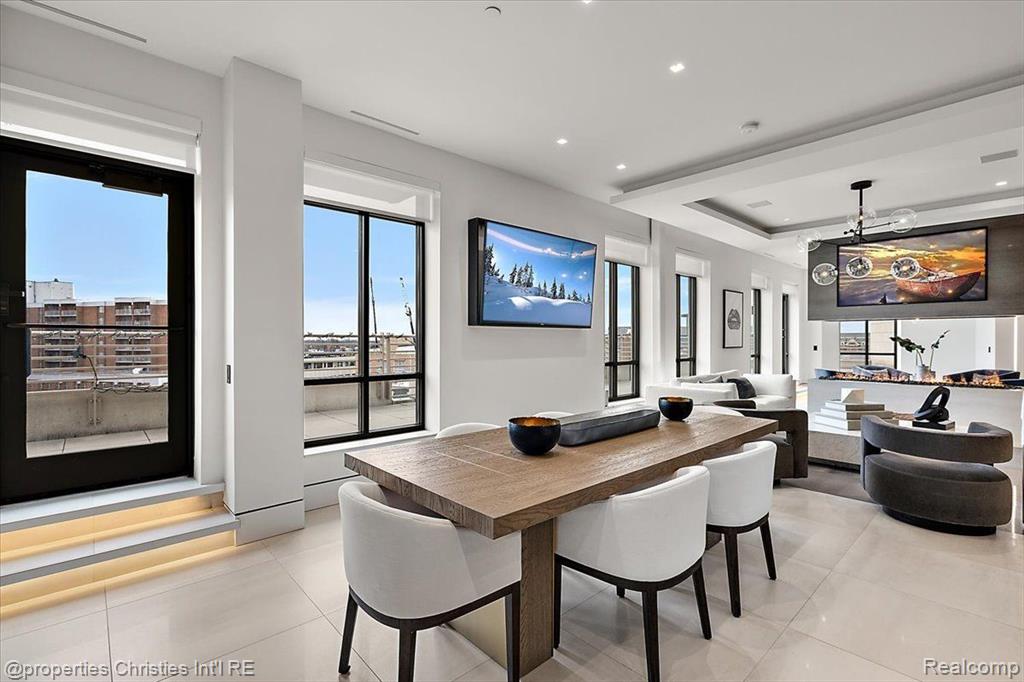 34901 Woodward Avenue Property Photo 20