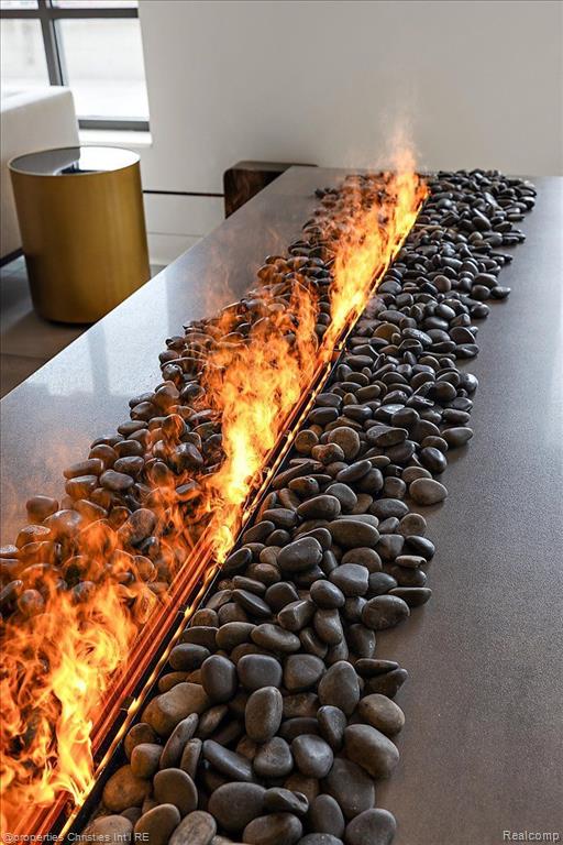 34901 Woodward Avenue Property Photo 77