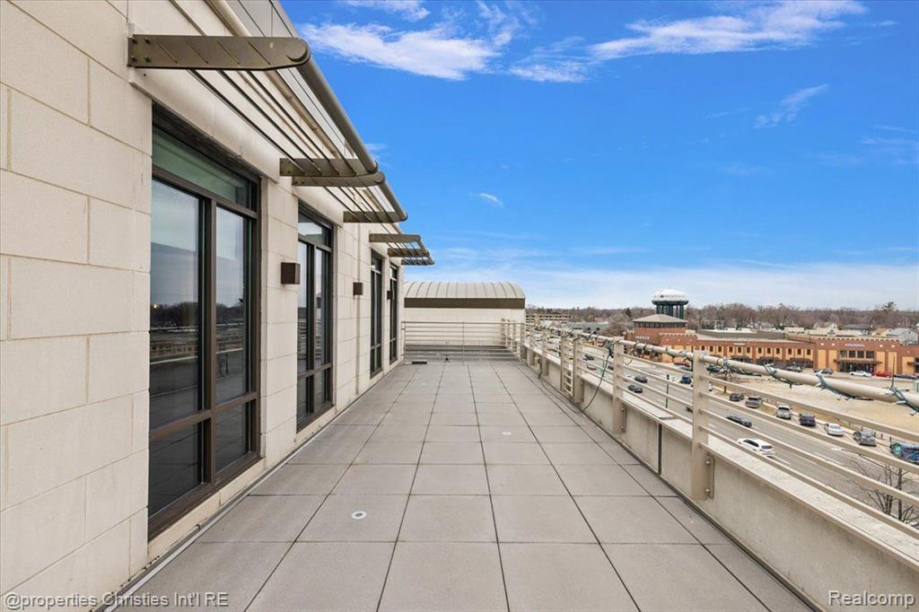 34901 Woodward Avenue Property Photo 95