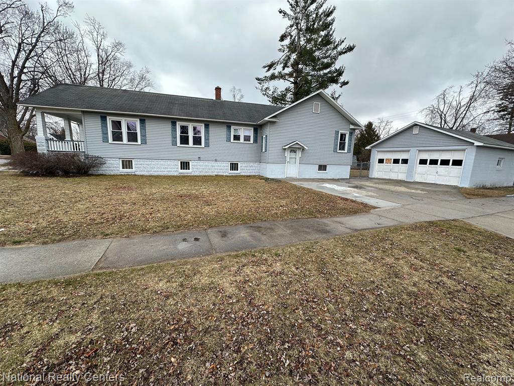 452 W Lincoln Street Property Photo