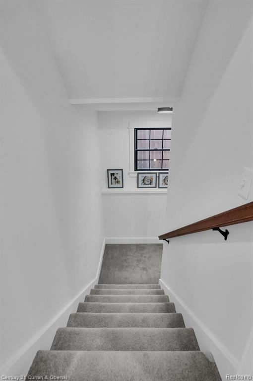 324 W Houstonia Avenue Property Photo 36