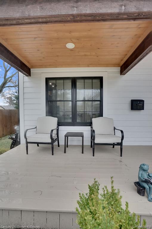 324 W Houstonia Avenue Property Photo 39