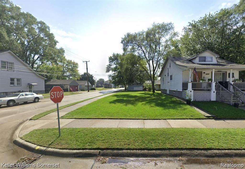 8128 JACKSON Avenue Property Photo 1