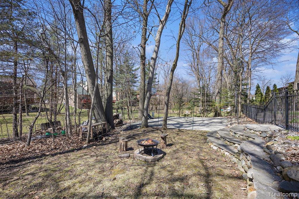 779 Medinah Drive Property Photo 10
