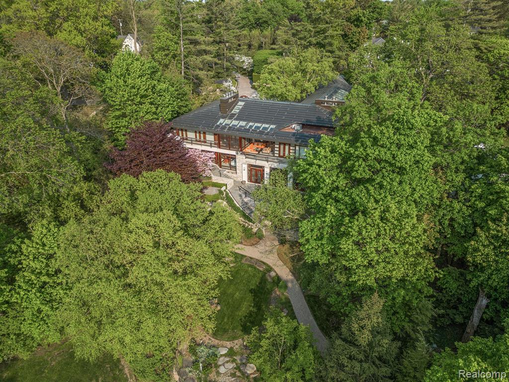 834 Southfield Road Property Photo 77