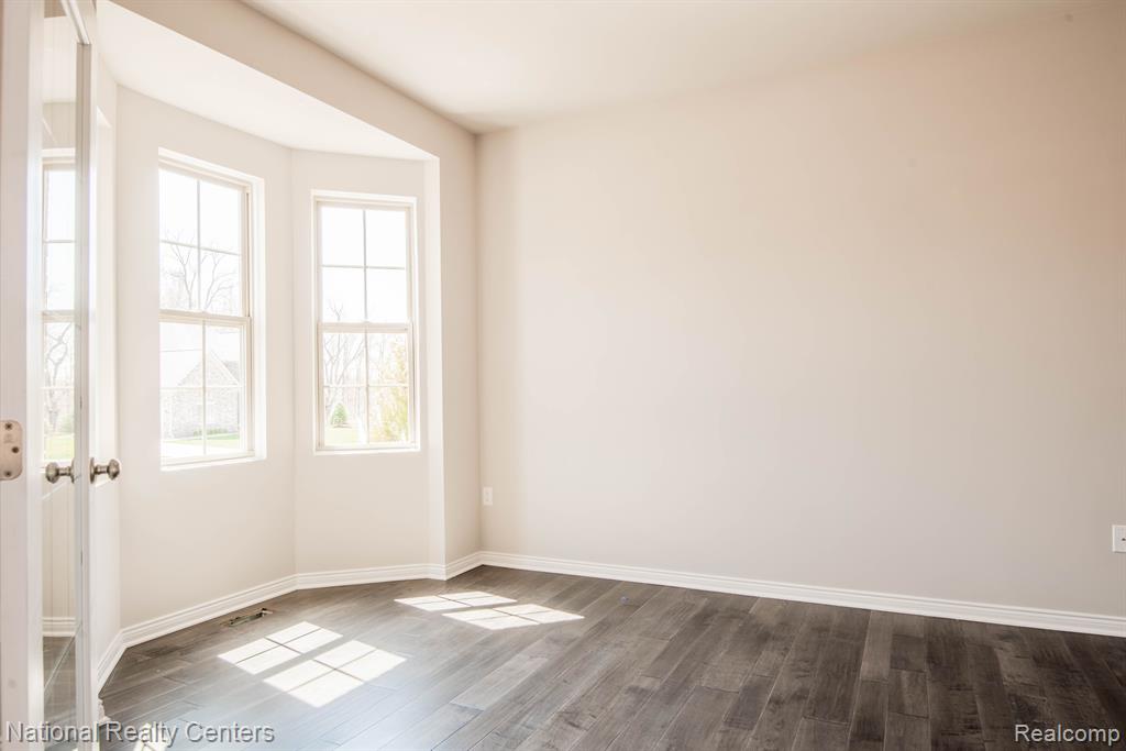 53212 Woodland Meadows Property Photo 7