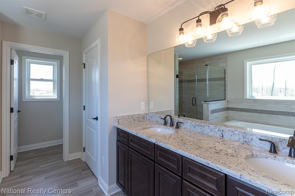 53212 Woodland Meadows Property Photo 20