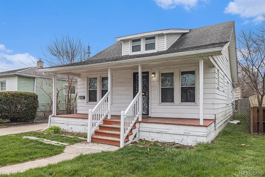 5402 Croissant Street Property Photo 2