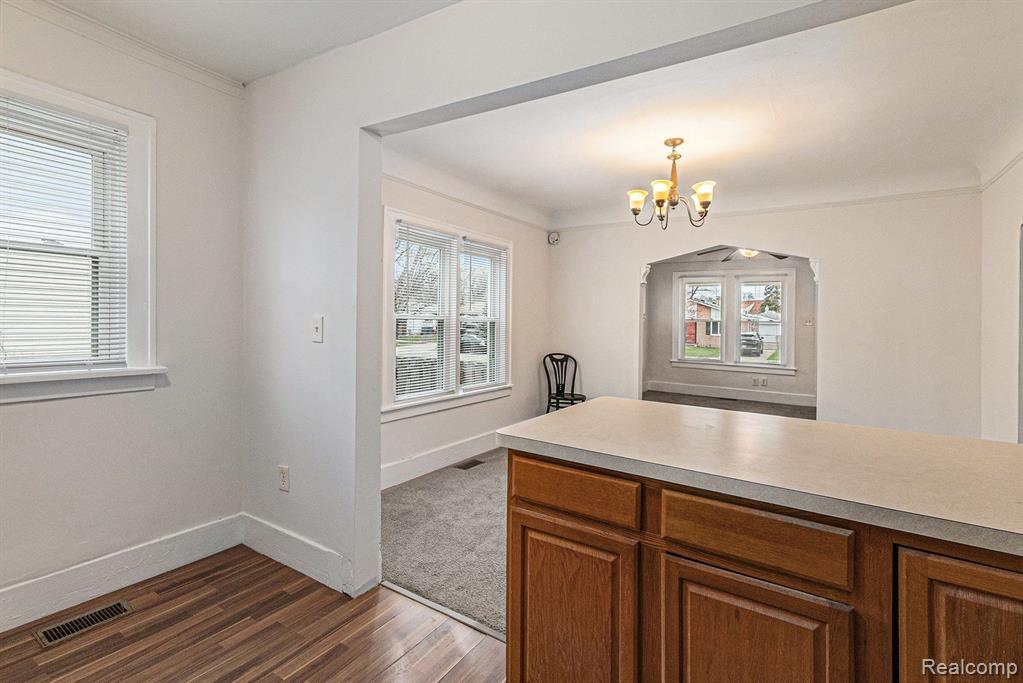 5402 Croissant Street Property Photo 12