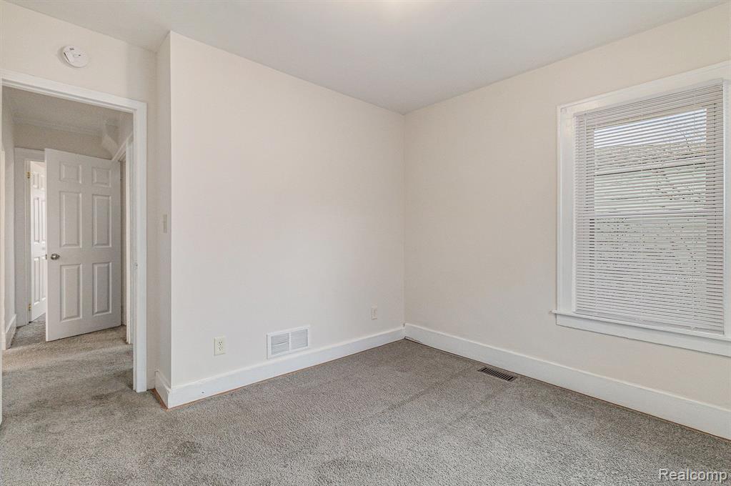 5402 Croissant Street Property Photo 16