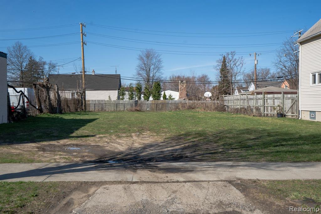 1317 Lawndale Street Property Photo 1