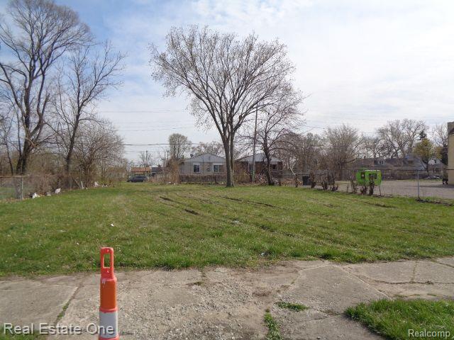 5574 Talbot Street Property Photo 2