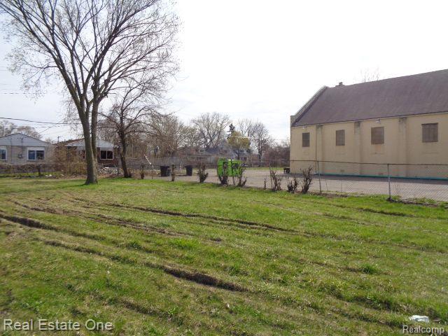 5574 Talbot Street Property Photo 3