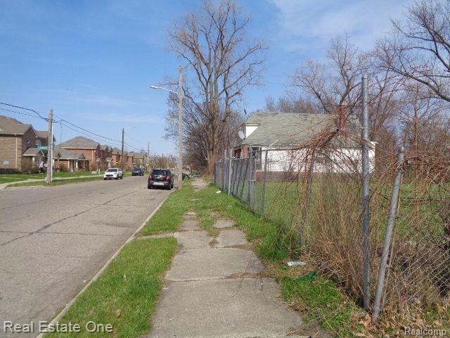 5574 Talbot Street Property Photo 7