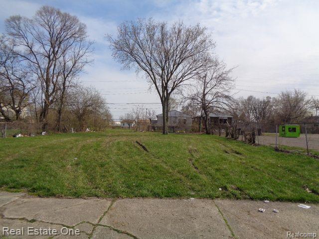 5566 TALBOT Street Property Photo 1