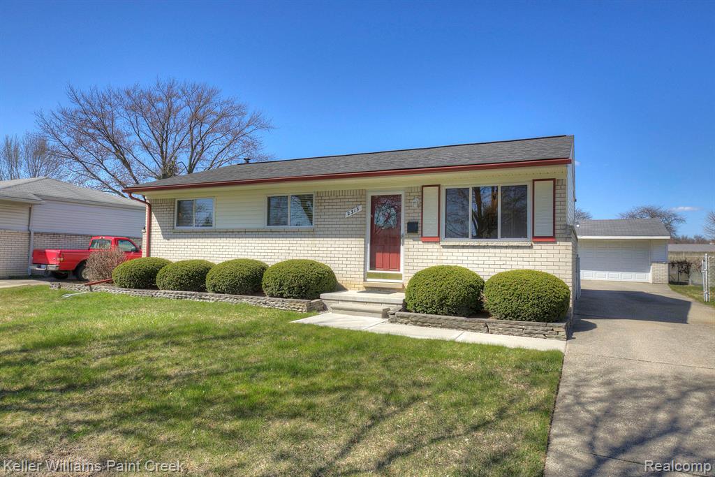 2315 Garry Drive Property Photo 1