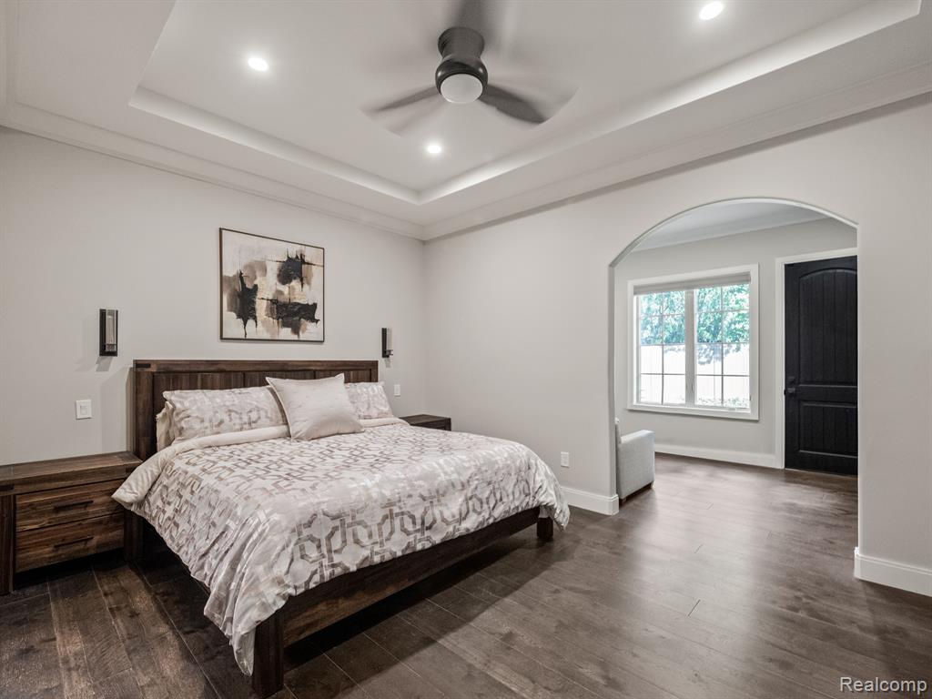 415 Argyle Street Property Photo 21