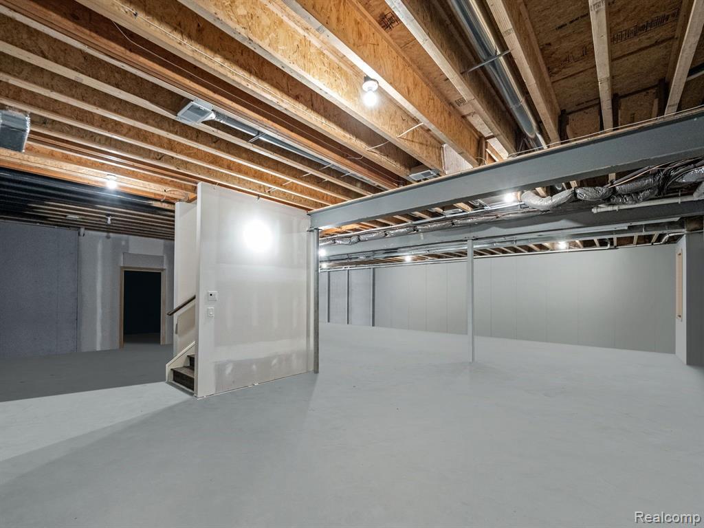 415 Argyle Street Property Photo 52