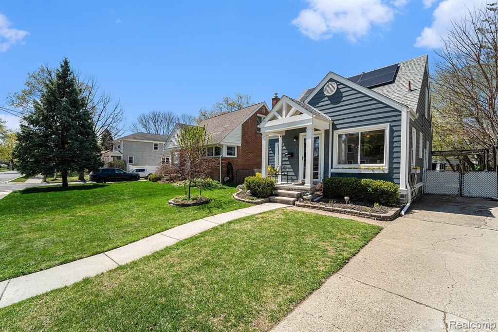 132 S Wilson Avenue Property Photo 3