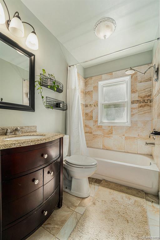 132 S Wilson Avenue Property Photo 22