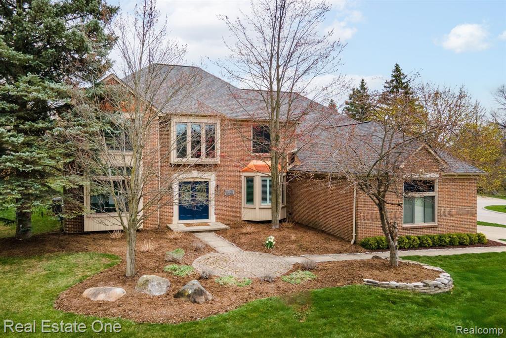 1686 Old Homestead Drive Property Photo 1