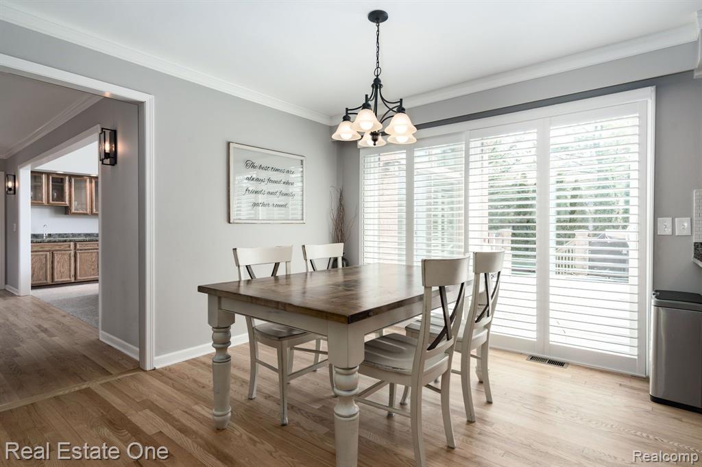 1686 Old Homestead Drive Property Photo 21