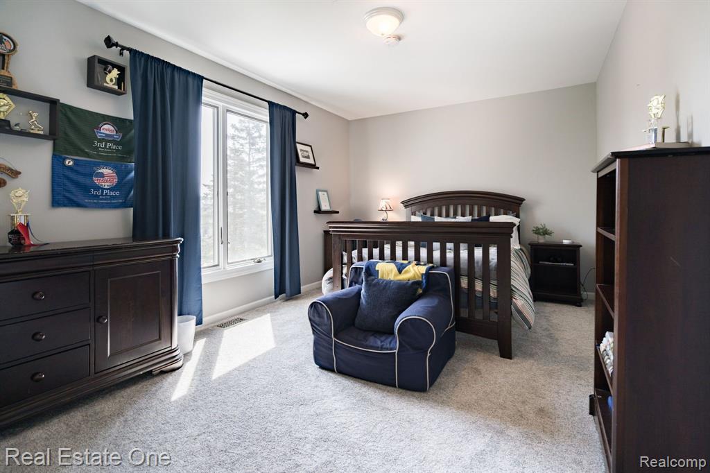 1686 Old Homestead Drive Property Photo 35