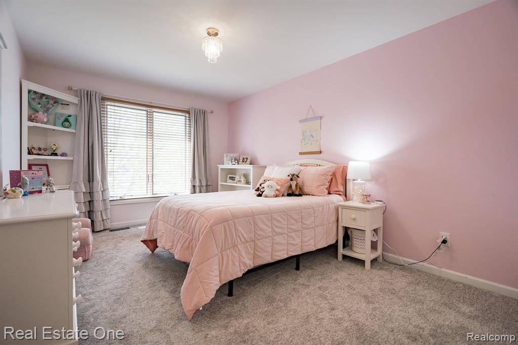 1686 Old Homestead Drive Property Photo 36