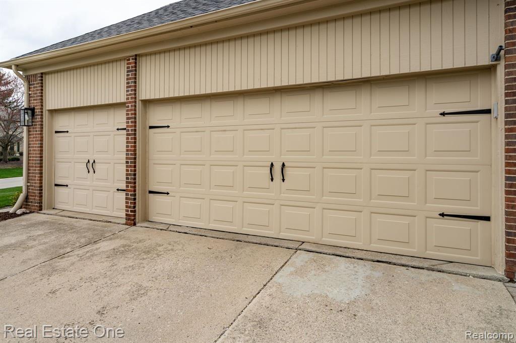 1686 Old Homestead Drive Property Photo 45