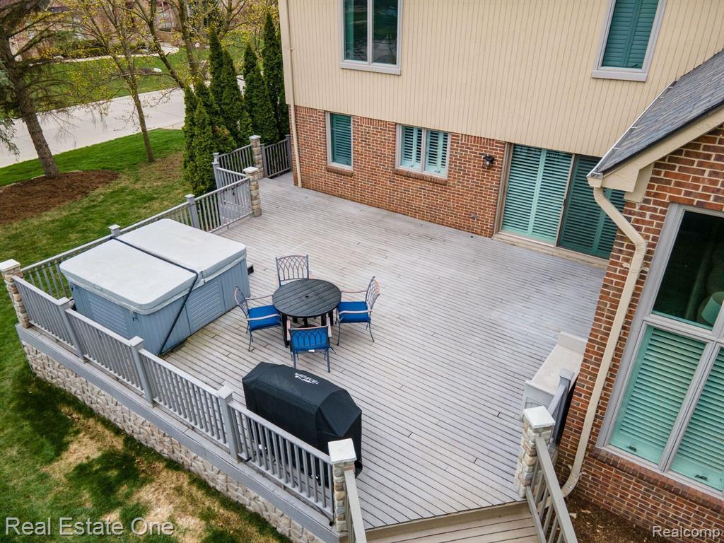 1686 Old Homestead Drive Property Photo 49