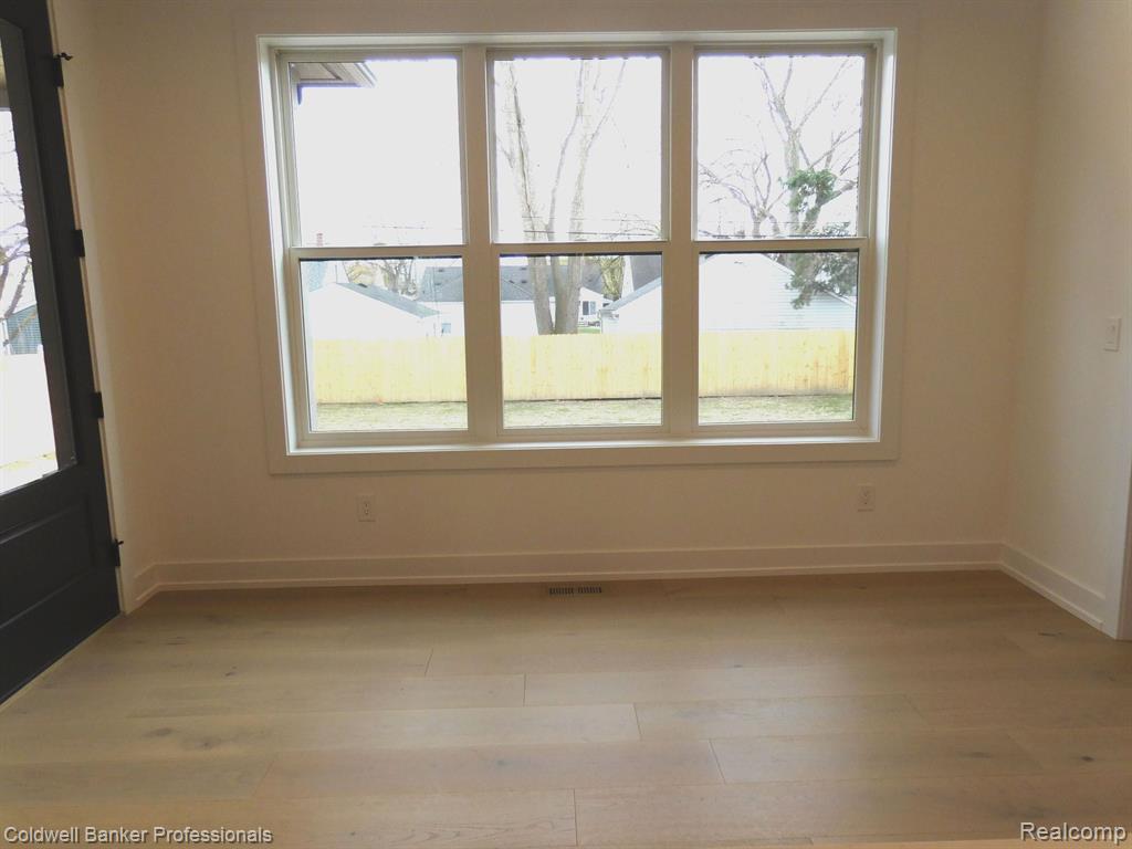 3521 Chester Road Property Photo 11