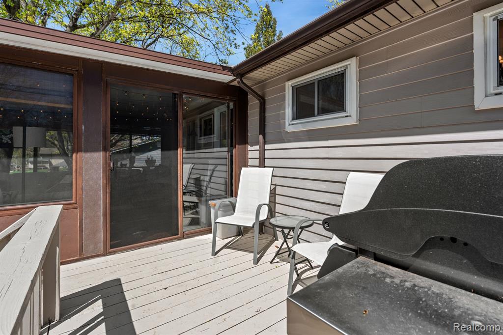 3286 Spring Meadow Drive Property Photo 38